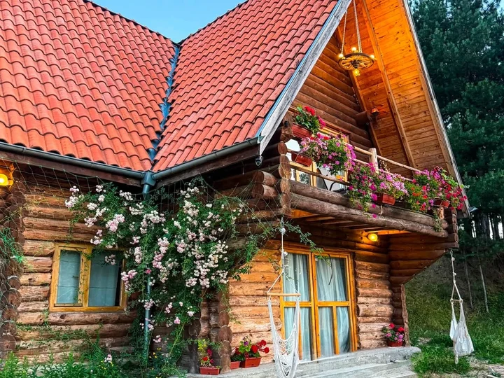Wooden Villa in Kraishte, Near Bansko
