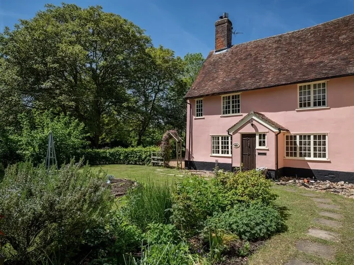 Farmhouse (Dog Friendly) in Mendlesham, Suffolk