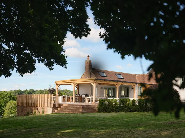 Cottage + Studio in Rotherfield, East Sussex