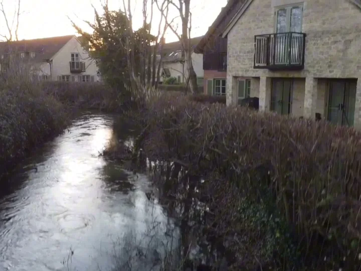 Cottage (Hot Tub) in Somerford Keynes, Gloucestershire